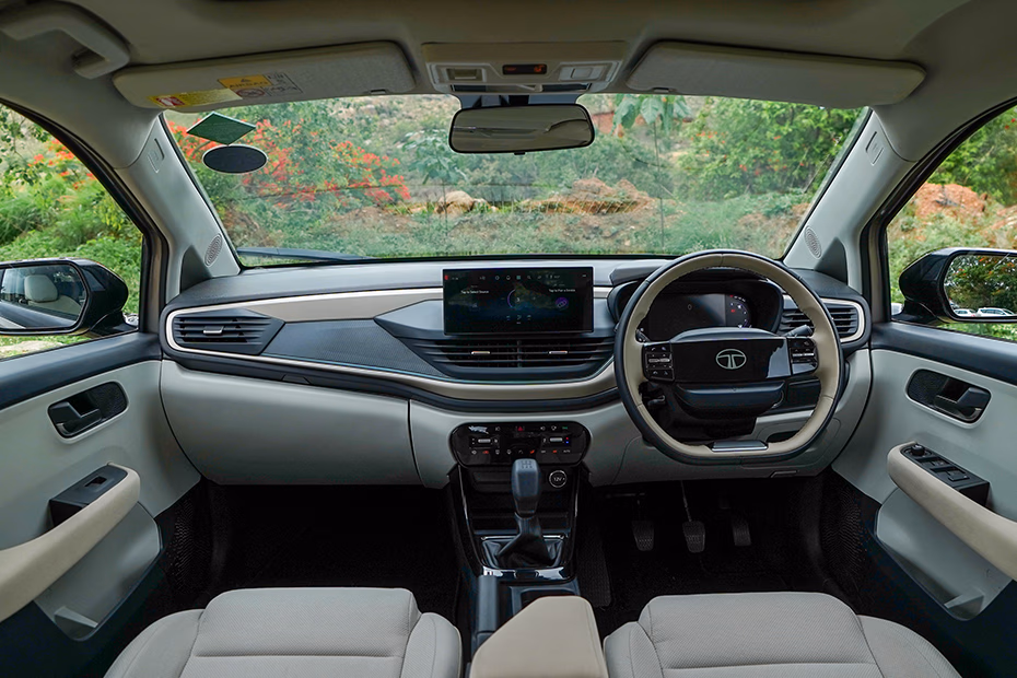 Tata Altroz Exterior